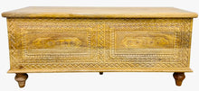 Blanket / storage box