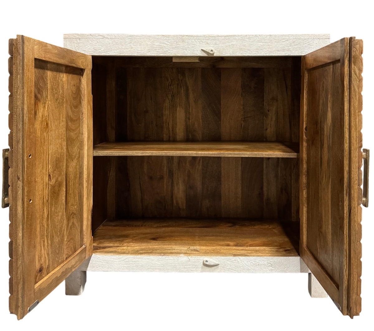 2 door cabinet / vanity