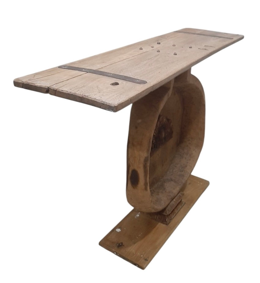 Unique bowl teak console
