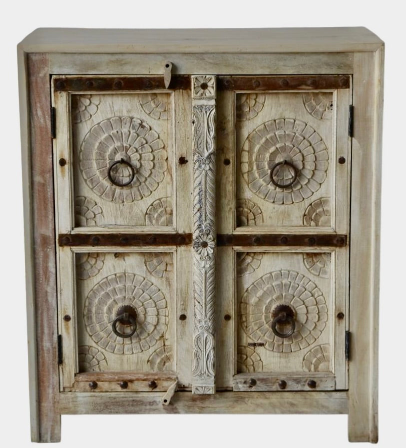 2 door cabinet