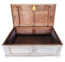 Coffee Table / Blanket Box / Storage Box