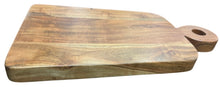 Acacia wood chopping board