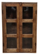 Super slim display cabinet