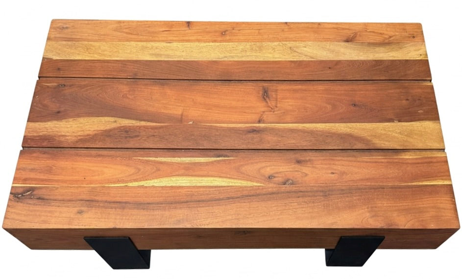 Low coffee table
