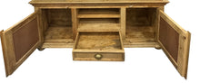 Entertainment unit