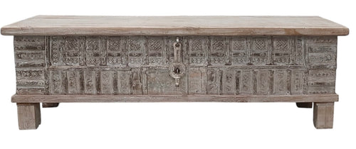 Blanket box