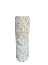 Pillar sculpture