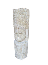 Pillar sculpture